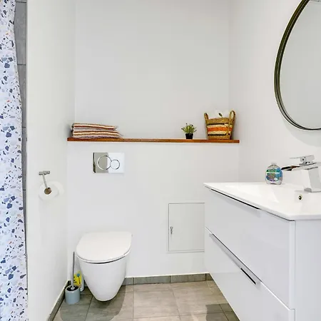 2 Bedroom Amazing In Casa de Férias *