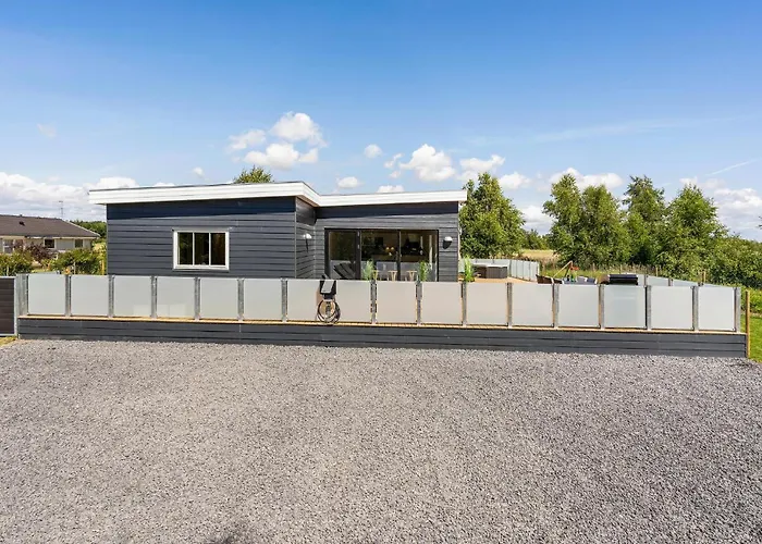 2 Bedroom Amazing In Feriehus *
